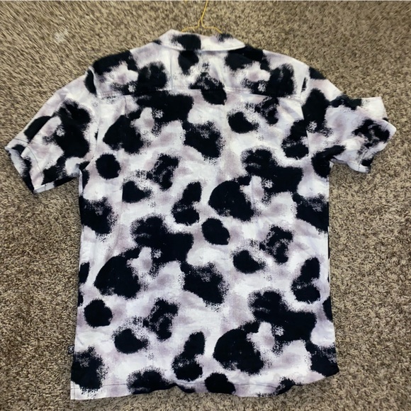 L - Stacy Adams Print Button Up - Picture 2 of 2